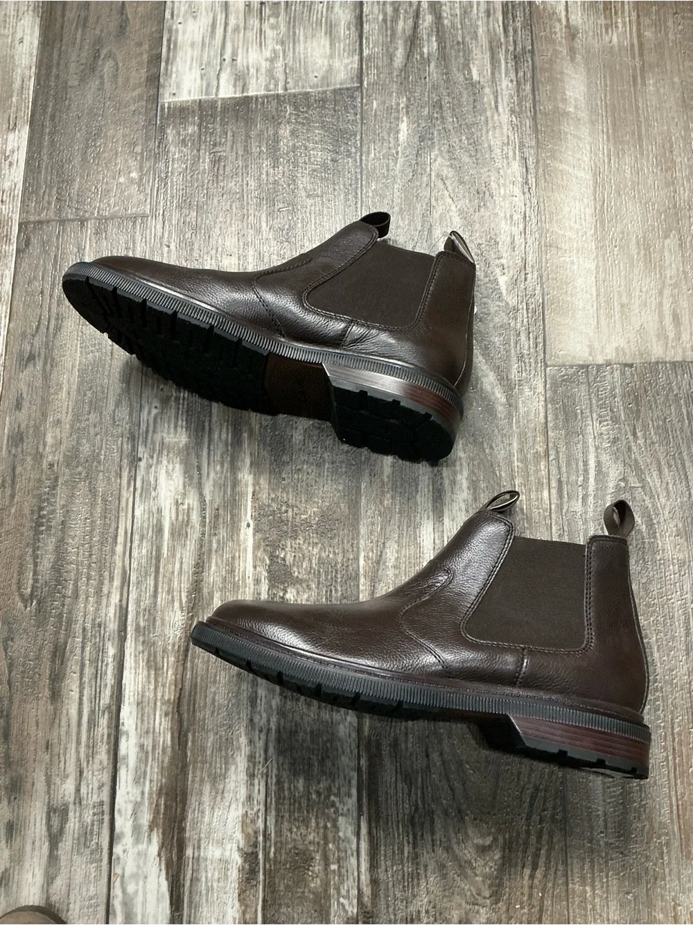 Clarks Men's Dark Brown Leather Chukka Chelsea Boots